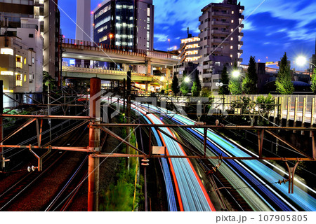 池袋　堀之内橋から見た池袋駅方面の鉄道の夜景 107905805