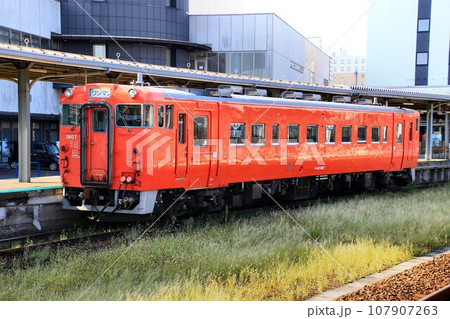 首都圏色を纏い北の大地を縦横無尽… 函館本線【函館駅】キハ40系 首都圏色を纏い北の大地を縦横無尽… 函館本線【函館駅】キハ40系 107907263