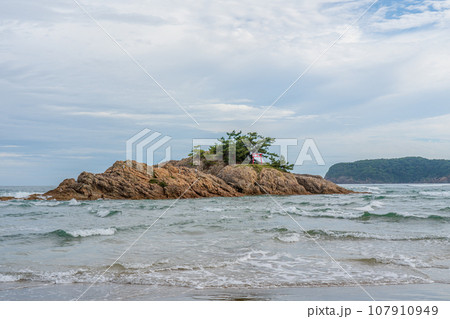 浦富海水浴場　鳥取県岩美町　荒砂神社 107910949