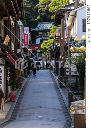 《神奈川県》江の島弁財天仲見世通り 107911662