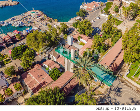 Elevator from the embankment to the street and the observation deck Antalya Kaleici Panoramic Elevator 107911838