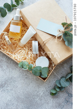 Carton box, Beauty Subscription Service 107915780
