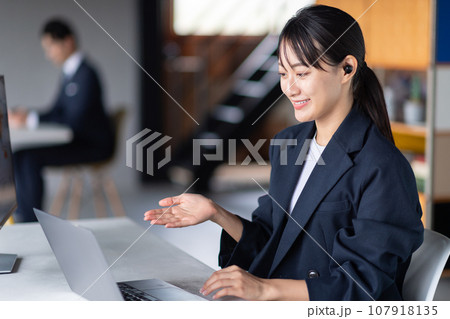 webミーティング webミーティング 107918135