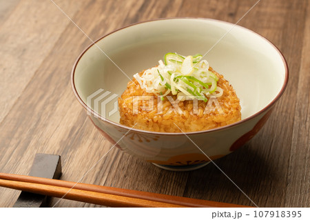 焼きおにぎり 茶漬け お茶無し 焼きおにぎり 茶漬け お茶無し 107918395
