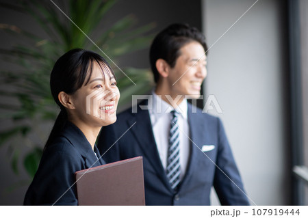 ビジネスイメージ・希望・未来 ビジネスイメージ・希望・未来 107919444