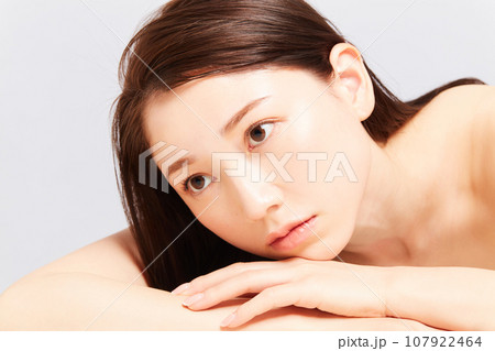 ビューティー若い日本人女性 ビューティー若い日本人女性 107922464