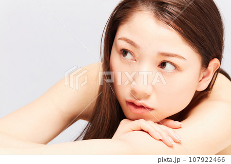 ビューティー若い日本人女性　 107922466