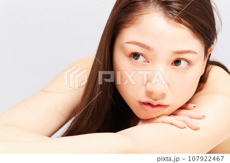 ビューティー若い日本人女性 ビューティー若い日本人女性 107922467