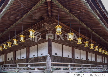 雨の高野山　壇上伽藍・御影堂（みえどう） 107922535