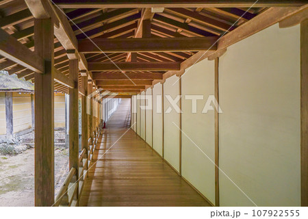 高野山真言宗総本山「金剛峯寺」廊下 高野山真言宗総本山「金剛峯寺」廊下 107922555