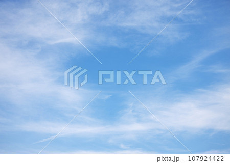 秋の空 青空 空素材 【東京都】 107924422