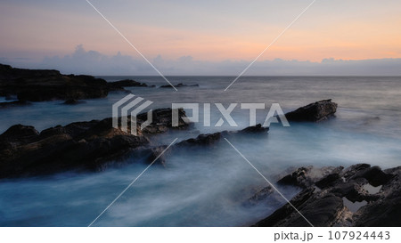 雲海模様 107924443