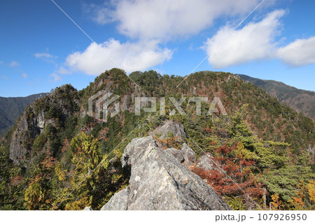 【山梨百名山】鶏冠山頂上 【山梨百名山】鶏冠山頂上 107926950