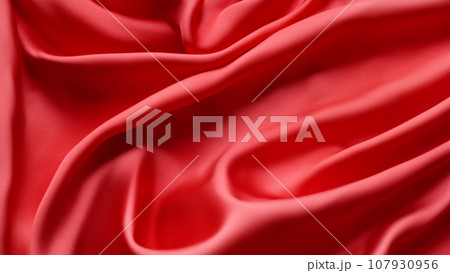 赤いシルクの布 赤いシルクの布 107930956