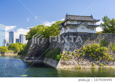 大阪城　乾櫓（いぬいやぐら） 107936495