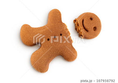 Gingerbread man isolated on white background. Top view. Flat lay. 107938792