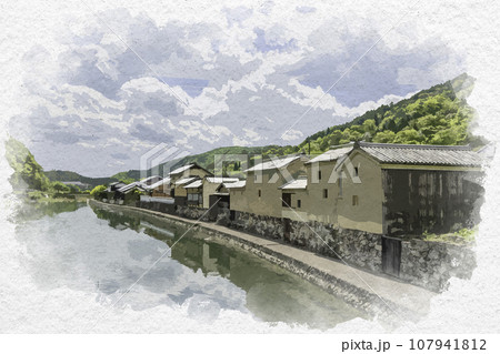 水彩画風　平福　川端風景　兵庫県佐用郡佐用町 107941812