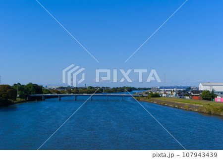 埼玉県三郷市中川2023年10月 107943439