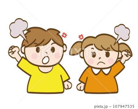 腕を振り上げて激おこの男の子と女の子_小学生低学年_幼児 107947535