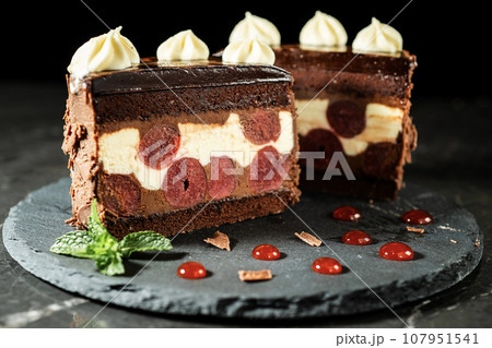 Black Forest Grand Gateaux Black Forest Grand Gateaux 107951541