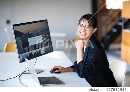 デザイナー・エンジニア 107952932