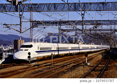 2002年 山陽新幹線700系C18編成ひかり 2002年 山陽新幹線700系C18編成ひかり 107955787