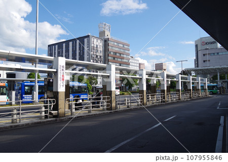 松江駅駅前の景色 107955846