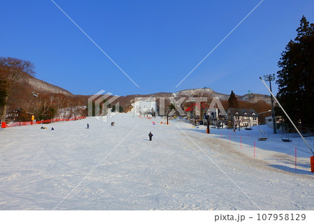 蔵王温泉スキー場 上の台ゲレンデ 蔵王 霧氷 蔵王温泉スキー場 上の台ゲレンデ 蔵王 霧氷 107958129