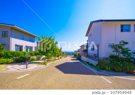 電柱のない閑静な街 107959048