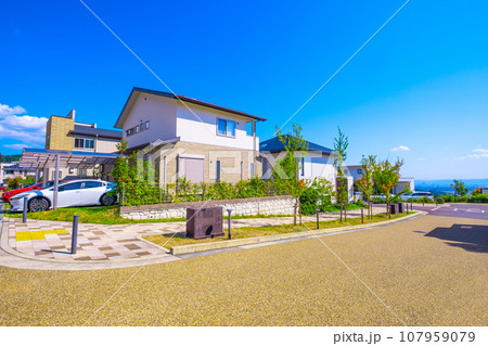 電柱のない閑静な街 107959079