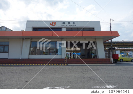 東海道線　興津駅舎 107964541