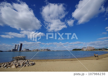 福岡市　アイランドシティ　御島グリーンベイウオーク 107966230