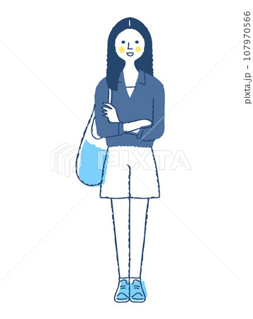 笑顔の若い女性　全身　f-15 107970566