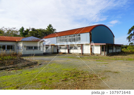 横浜町立南部小学校烏帽子平分校(廃校) 横浜町立南部小学校烏帽子平分校(廃校) 107971648