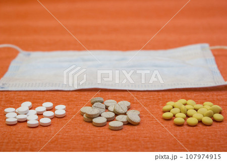 Many tablets and capsules - protection during quarantine, coronavirus, covid19 Many tablets and capsules - protection during quarantine, coronavirus, covid19 107974915