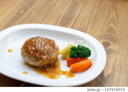 和風ハンバーグ 和風ハンバーグ 107978059