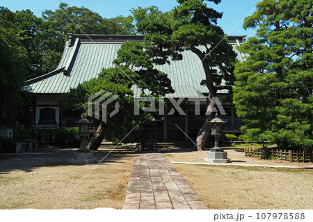 息障院（伝範頼館跡）の本堂【埼玉県吉見町】 107978588
