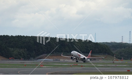 飛行機 107978812