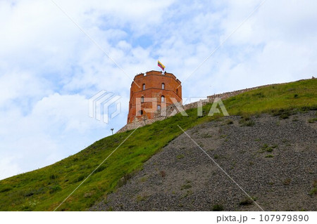 リトアニア、ゲディミナス塔 107979890