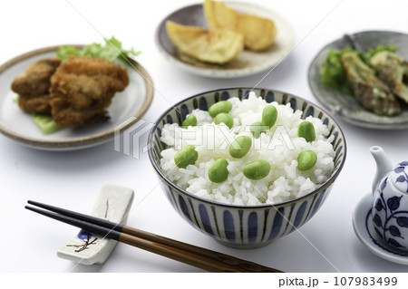 枝豆ご飯 と和食のおかず 枝豆ごはん えだ豆ごはん 107983499
