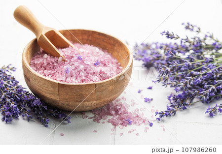 Lavender spa. Lavender salt and fresh lavender Lavender spa. Lavender salt and fresh lavender 107986260