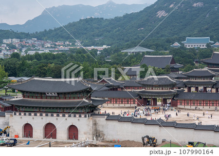 Gyeongbokgung royal palace of the Joseon dynasty in Seoul South Korea Gyeongbokgung royal palace of the Joseon dynasty in Seoul South Korea 107990164