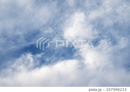 秋の空 青空 空素材 【東京都】 秋の空 青空 空素材 【東京都】 107990233