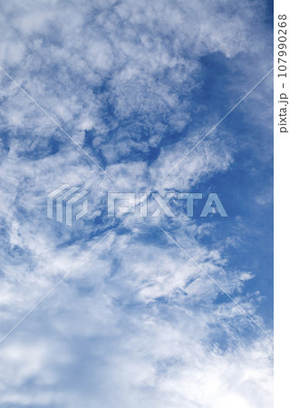 秋の空 青空 空素材 【東京都】 秋の空 青空 空素材 【東京都】 107990268