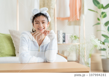 若い女性のビューティ 若い女性のビューティ 107994281