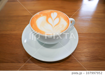 milk tea, hot milk tea or Thai tea 107997952