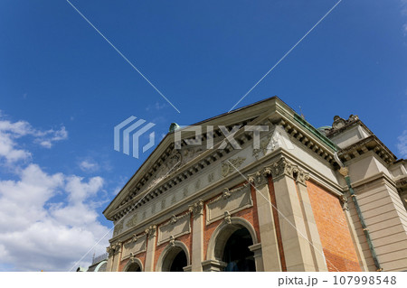 京都国立博物館「明治古都館（旧本館、重要文化財）」（2023年10月撮影） 107998548