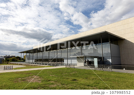 京都国立博物館「平成知新館（平常展示館）」（2023年10月撮影） 107998552