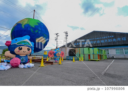 【三重】きほく燈籠祭、ダイナミックな花火があがる小さな港町、紀北町。景色も花火も綺麗でした。 【三重】きほく燈籠祭、ダイナミックな花火があがる小さな港町、紀北町。景色も花火も綺麗でした。 107998806