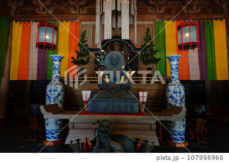 釈迦苦行像 107998968